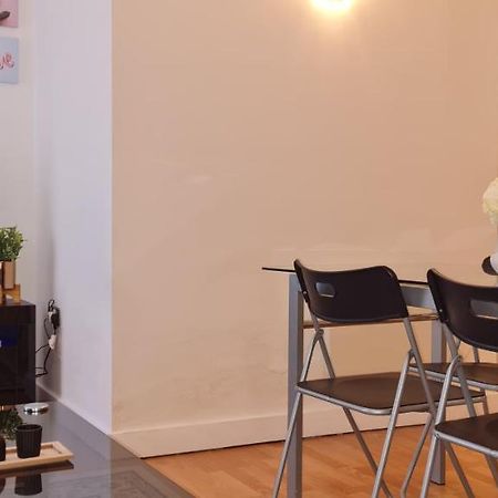 Exquisite One Bedroom Apartment In The Heart Of Sheffield City Centre Esterno foto