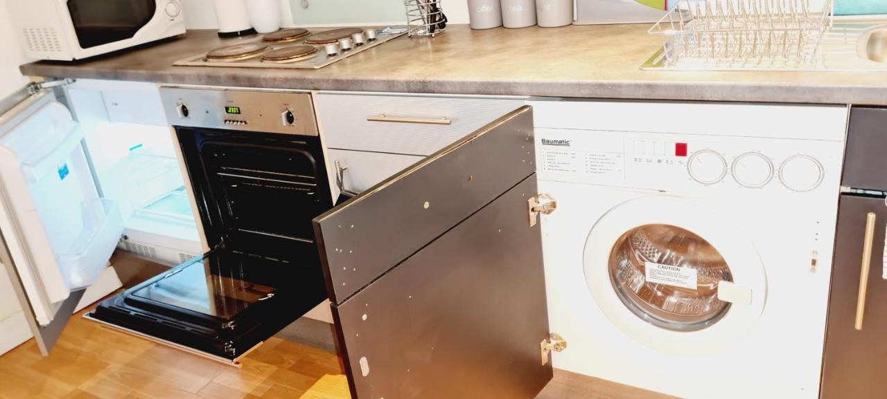 Exquisite One Bedroom Apartment In The Heart Of Sheffield City Centre Esterno foto