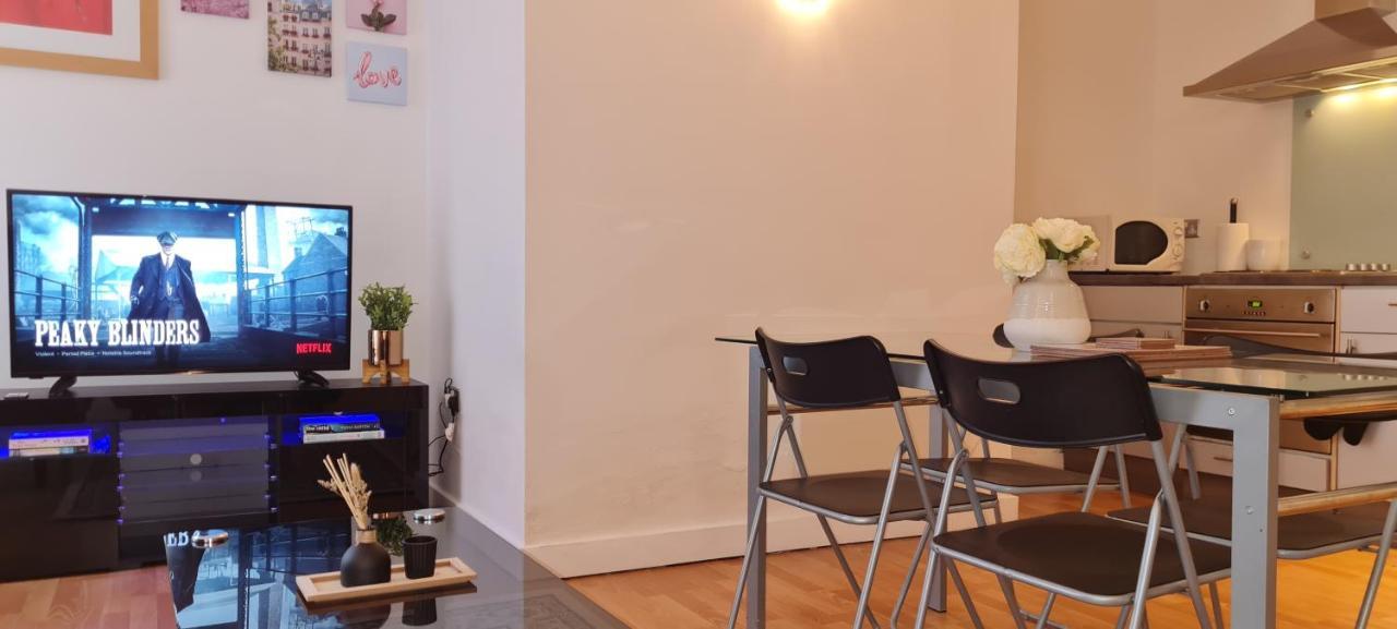 Exquisite One Bedroom Apartment In The Heart Of Sheffield City Centre Esterno foto